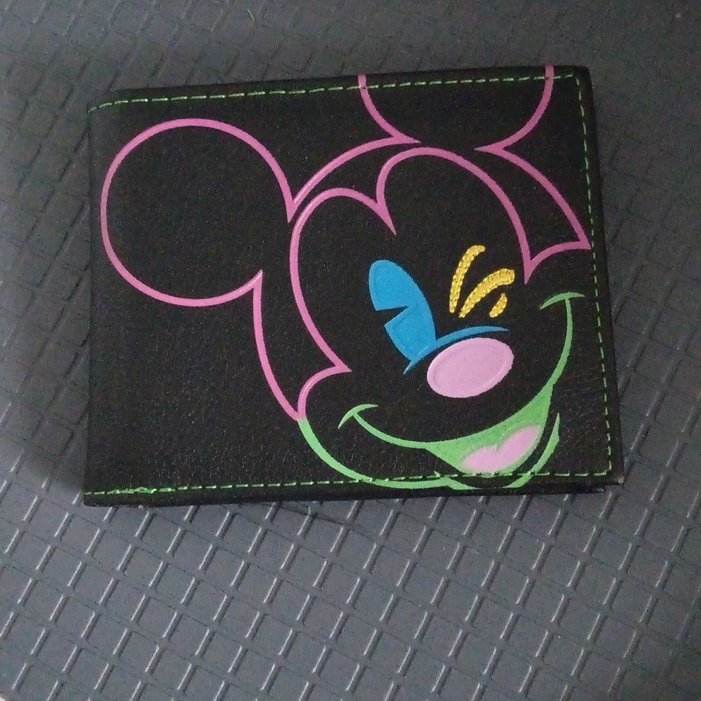 Mickey Mouse Wallets - Picture 2 of 7